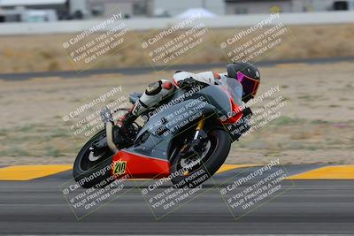 media/Jan-14-2023-SoCal Trackdays (Sat) [[497694156f]]/Turn 4 Set 2 (1030am)/